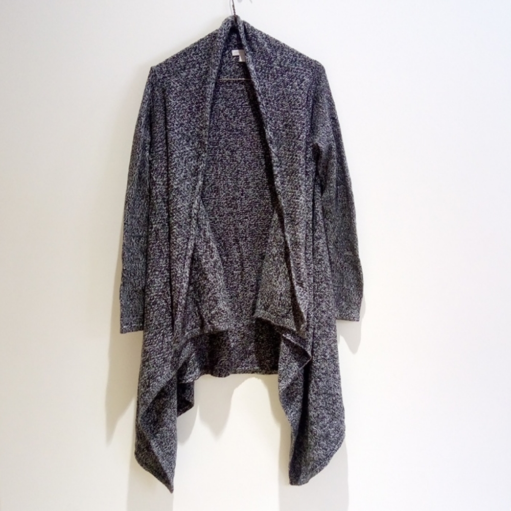 Sweater/Cardigan